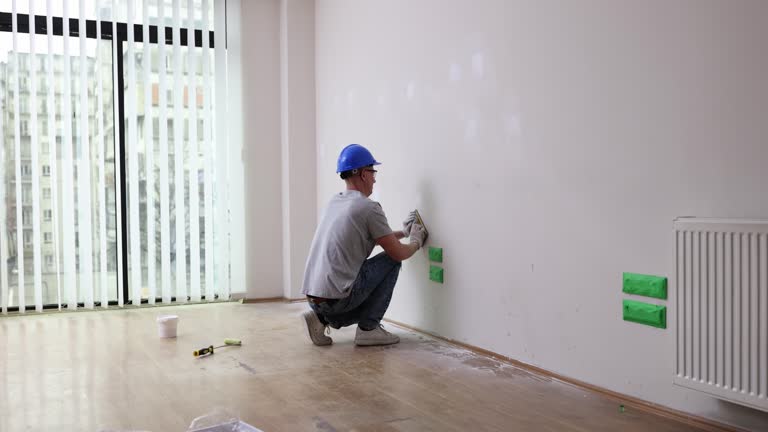 Best Emergency Mold Remediation  in Winter Beach, FL